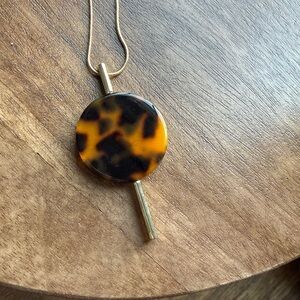 Ann Taylor factory long tortoise shell and gold necklace